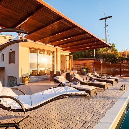 Seaside Summer Bliss - Aurora Luxury Pool Paradise Petalídhion Eksteriør bilde