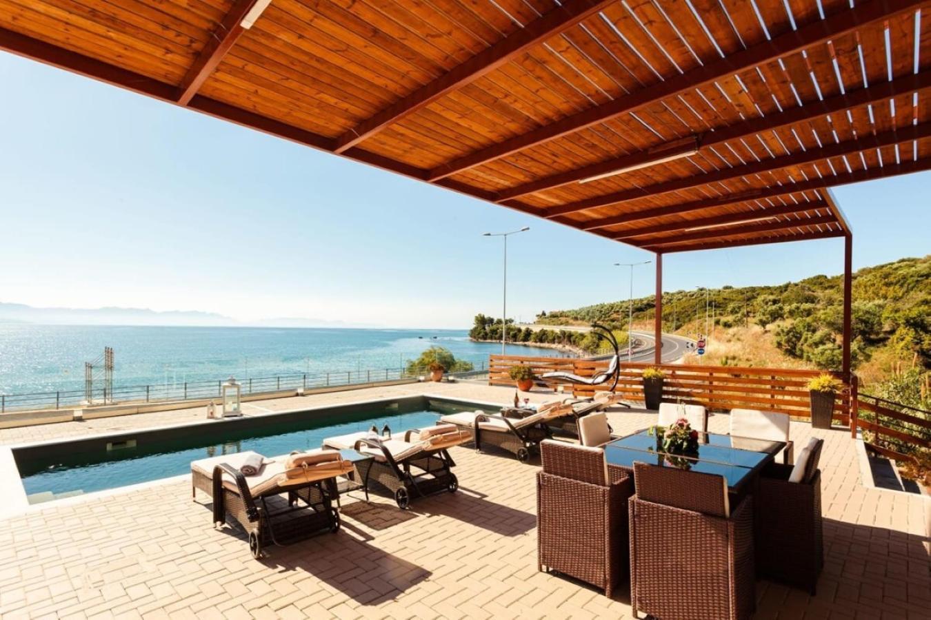 Seaside Summer Bliss - Aurora Luxury Pool Paradise Petalídhion Eksteriør bilde