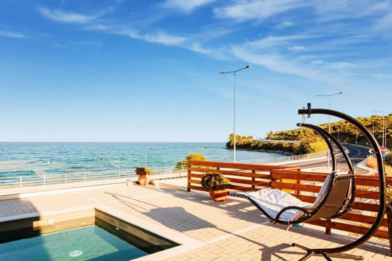 Seaside Summer Bliss - Aurora Luxury Pool Paradise Petalídhion Eksteriør bilde