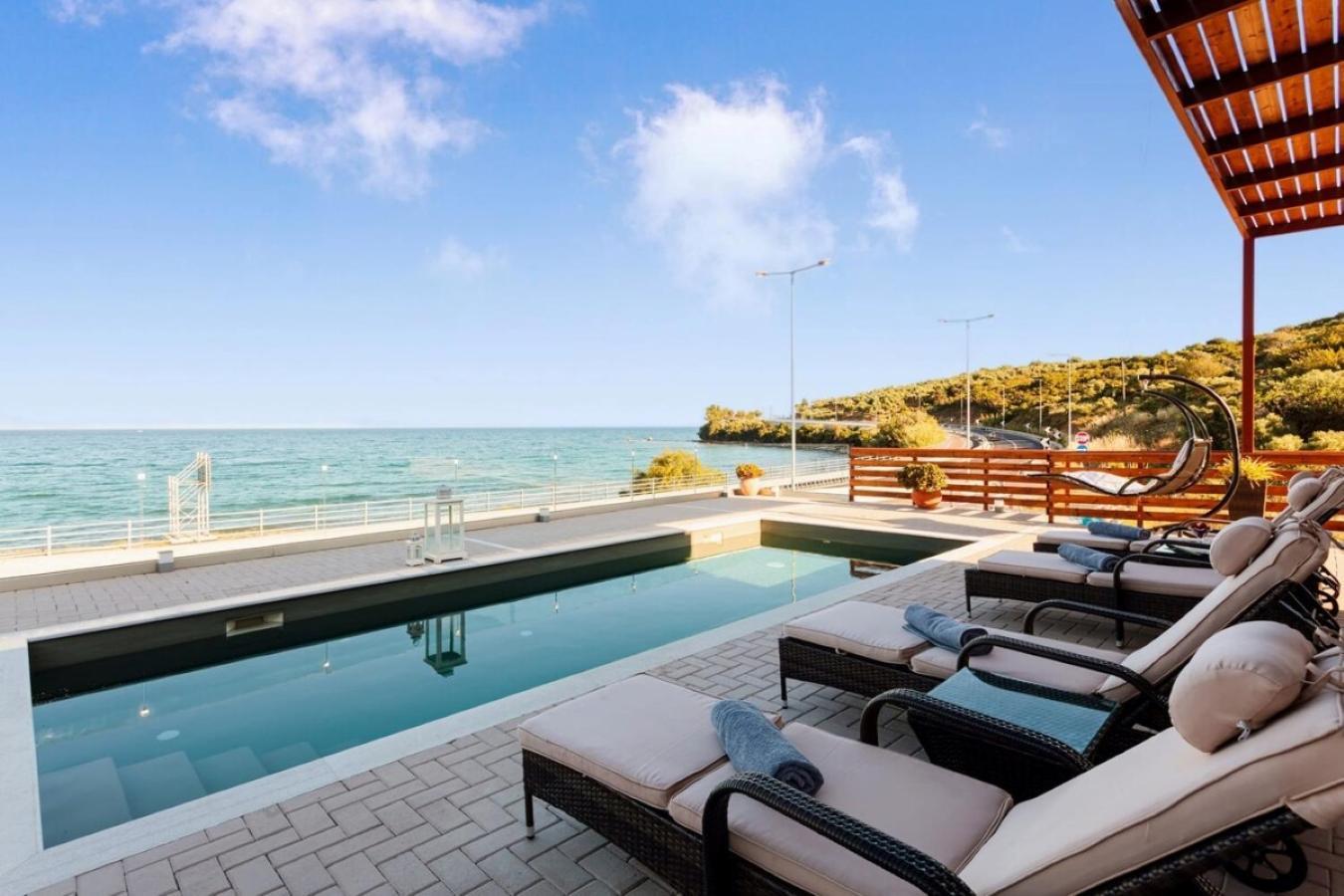 Seaside Summer Bliss - Aurora Luxury Pool Paradise Petalídhion Eksteriør bilde