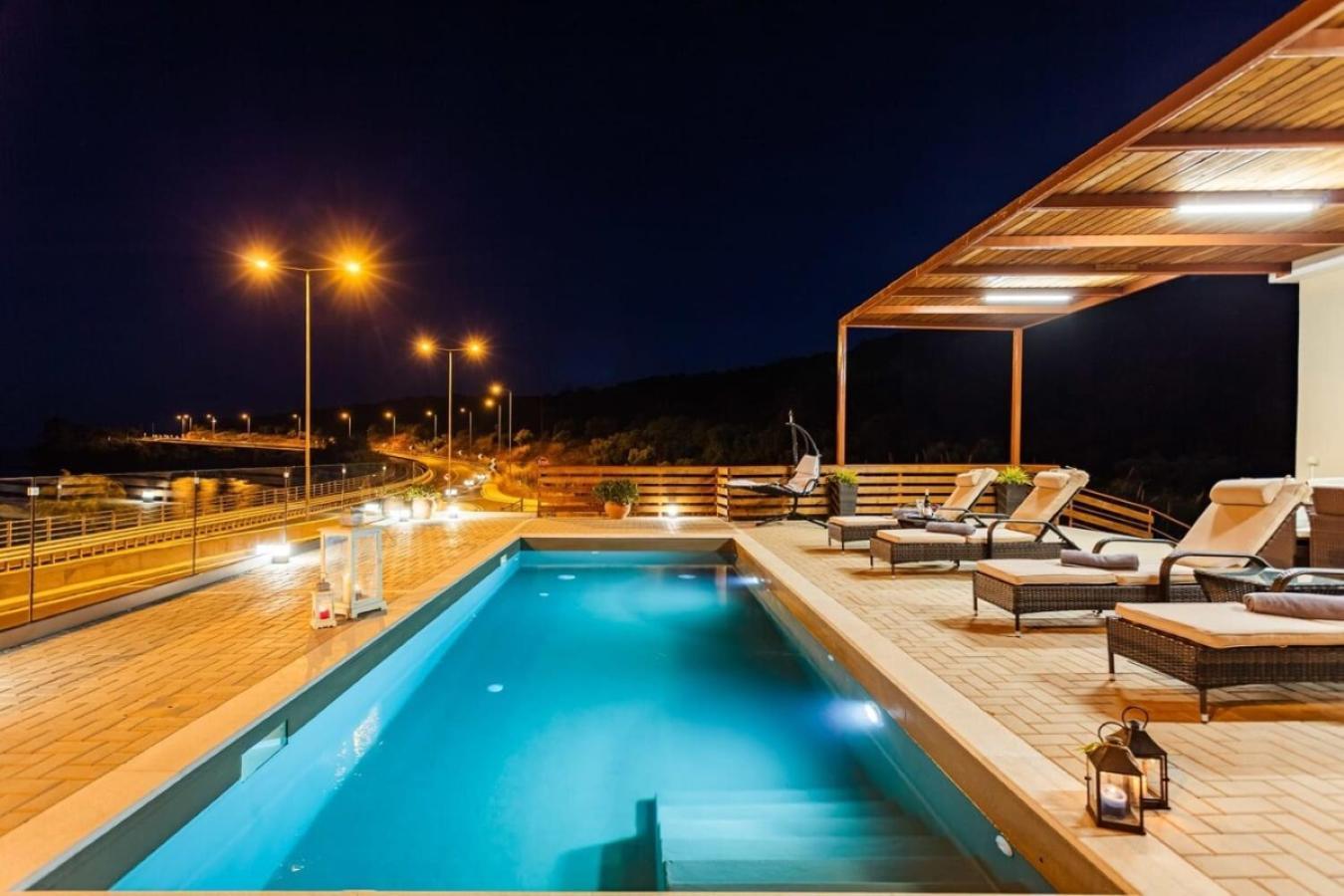 Seaside Summer Bliss - Aurora Luxury Pool Paradise Petalídhion Eksteriør bilde